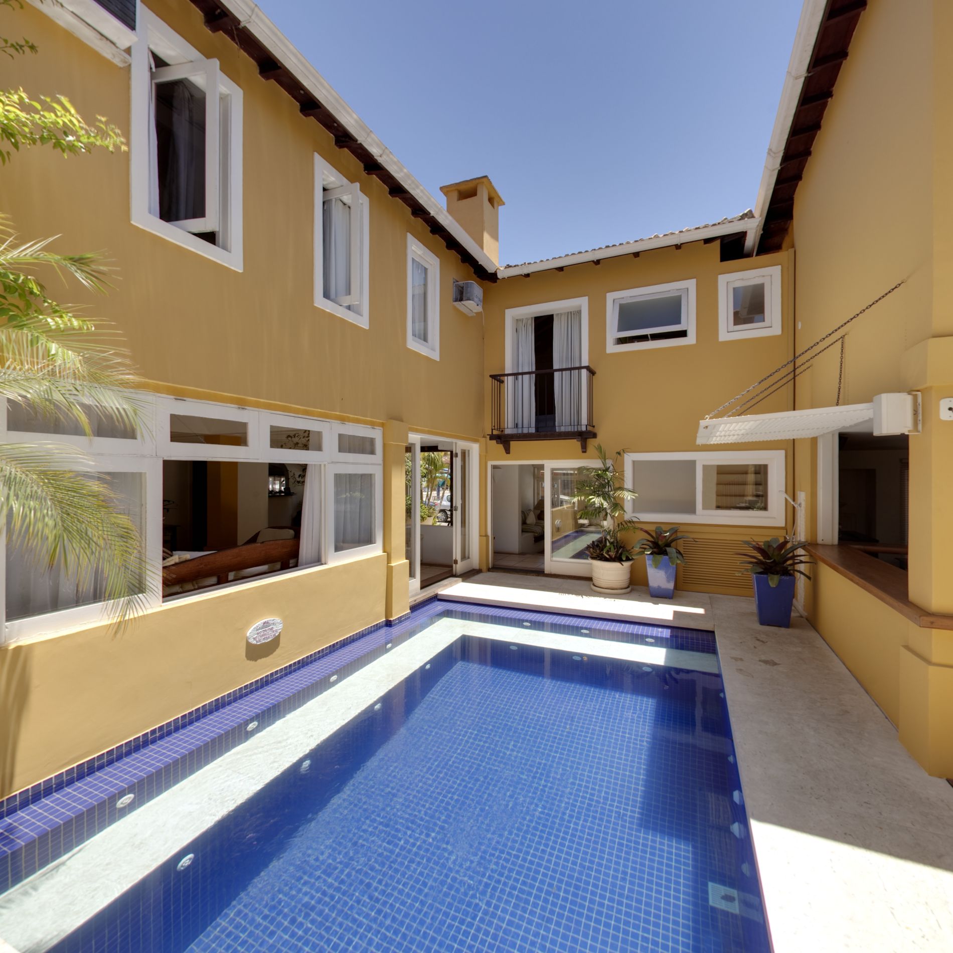 Tour Virtual La Chimere Pousada Búzios 